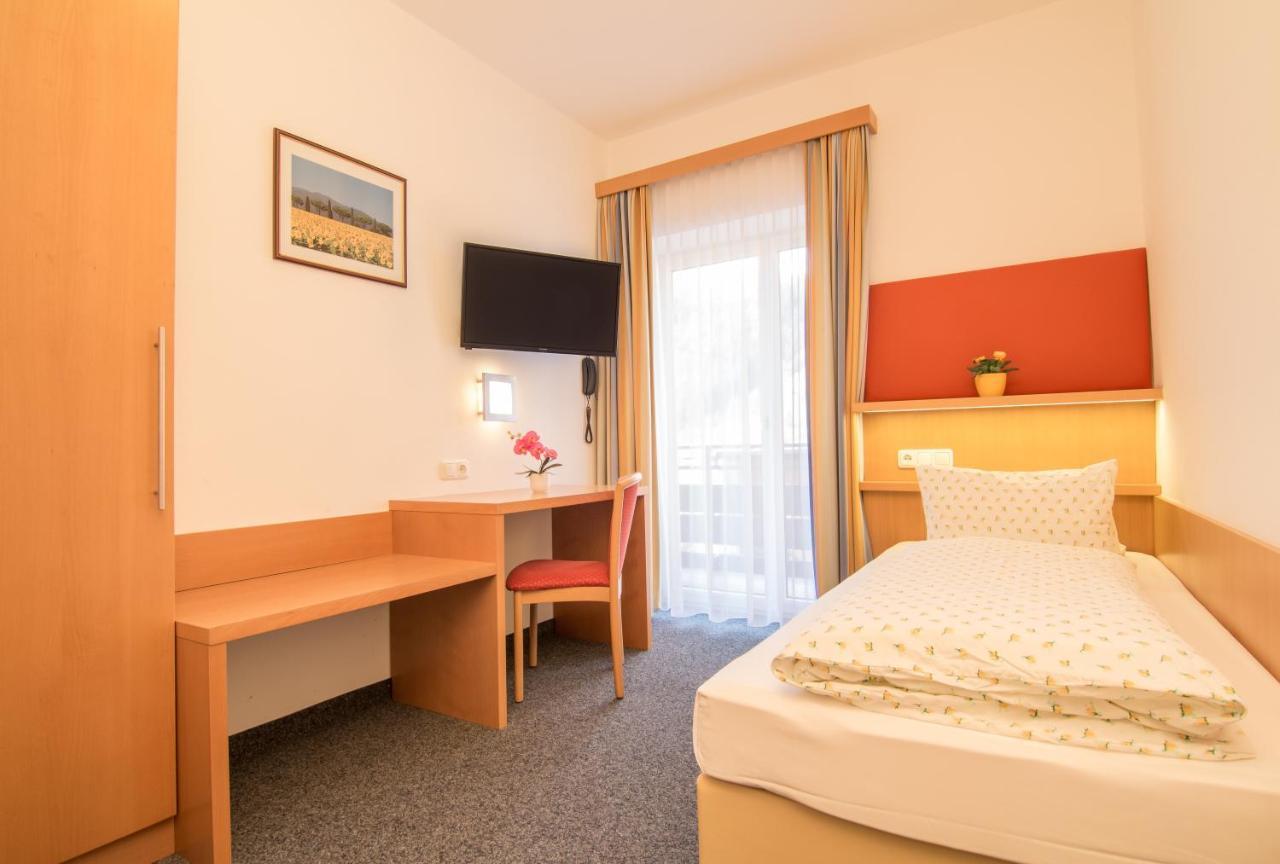 Hotel Gasthof Stefansbruecke Mutters Exteriör bild