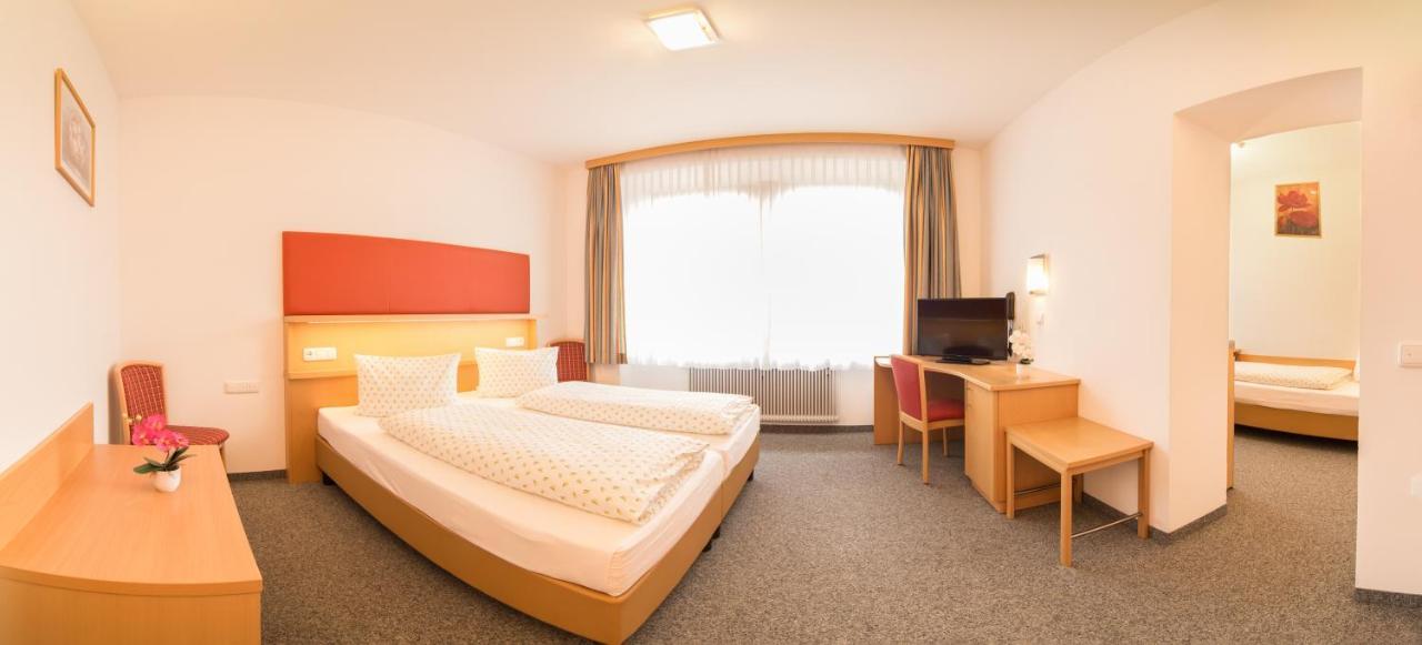 Hotel Gasthof Stefansbruecke Mutters Rum bild